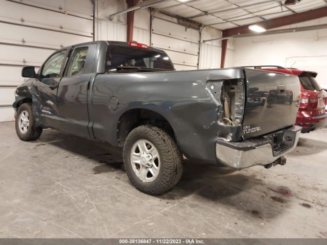 Photo 2 VIN: 5TFRM5F10AX004230 - TOYOTA TUNDRA 