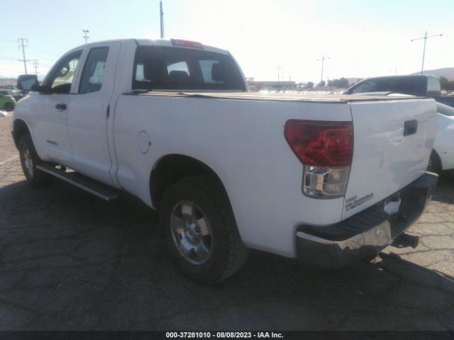 Photo 2 VIN: 5TFRM5F10BX033504 - TOYOTA TUNDRA 