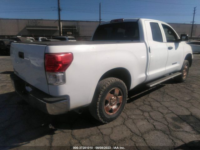 Photo 3 VIN: 5TFRM5F10BX033504 - TOYOTA TUNDRA 