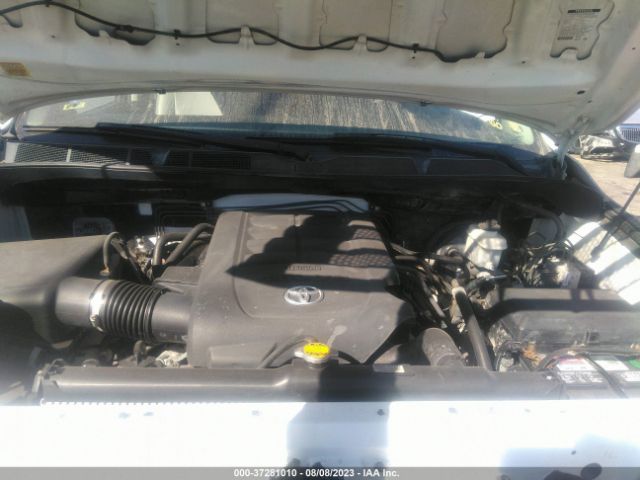 Photo 9 VIN: 5TFRM5F10BX033504 - TOYOTA TUNDRA 