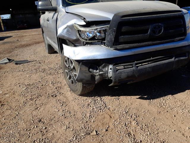 Photo 8 VIN: 5TFRM5F10BX035592 - TOYOTA TUNDRA DOU 