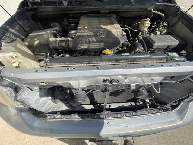 Photo 6 VIN: 5TFRM5F10CX040423 - TOYOTA TUNDRA DOU 