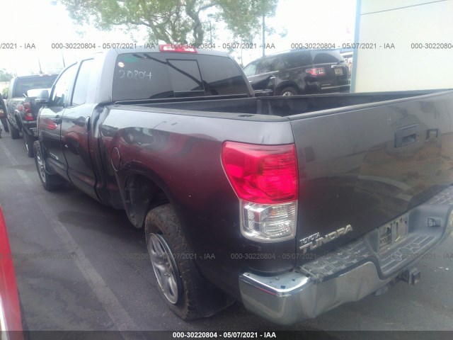 Photo 2 VIN: 5TFRM5F10CX040874 - TOYOTA TUNDRA 2WD TRUCK 