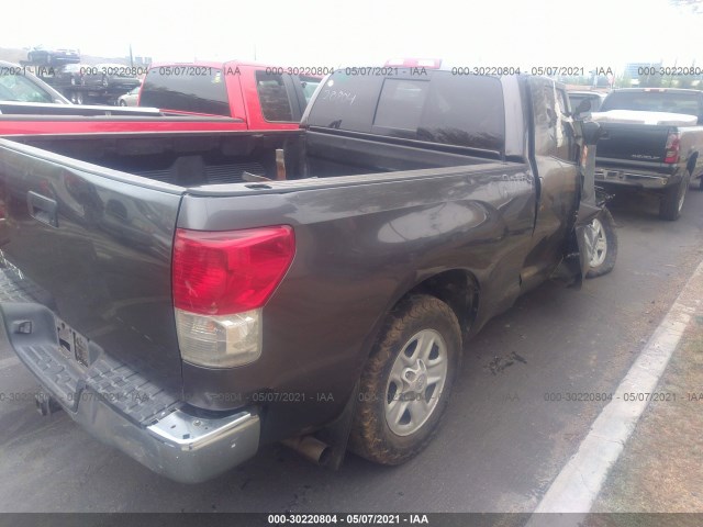 Photo 3 VIN: 5TFRM5F10CX040874 - TOYOTA TUNDRA 2WD TRUCK 