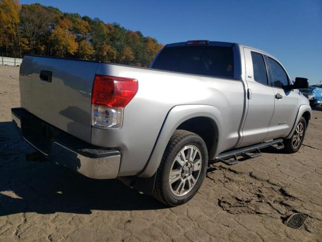 Photo 2 VIN: 5TFRM5F10CX041359 - TOYOTA TUNDRA DOU 