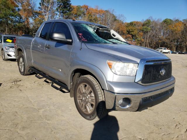 Photo 3 VIN: 5TFRM5F10CX041359 - TOYOTA TUNDRA DOU 