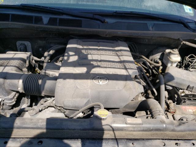 Photo 6 VIN: 5TFRM5F10DX058034 - TOYOTA TUNDRA DOU 