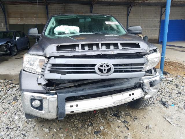 Photo 8 VIN: 5TFRM5F10EX068757 - TOYOTA TUNDRA DOU 