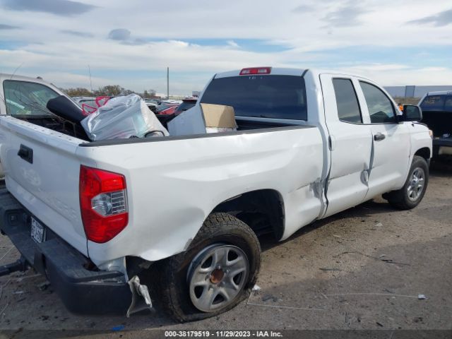 Photo 3 VIN: 5TFRM5F10JX131107 - TOYOTA TUNDRA 