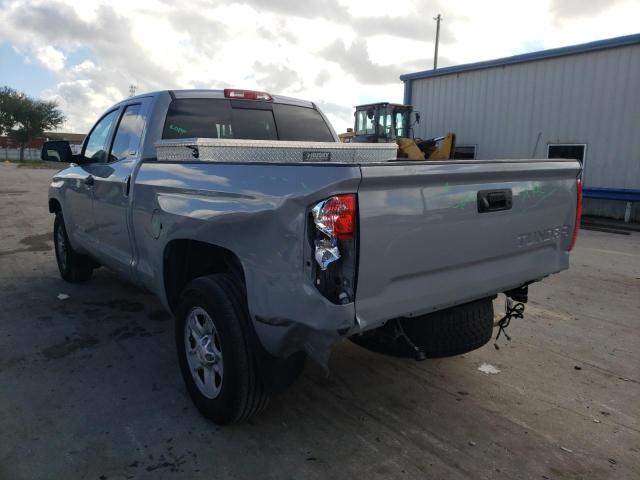 Photo 2 VIN: 5TFRM5F10KX144022 - TOYOTA TUNDRA DOU 