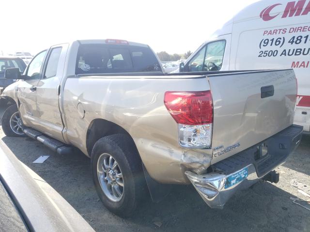 Photo 2 VIN: 5TFRM5F11AX002633 - TOYOTA TUNDRA DOU 