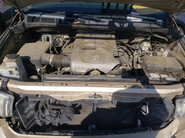 Photo 6 VIN: 5TFRM5F11AX002633 - TOYOTA TUNDRA DOU 