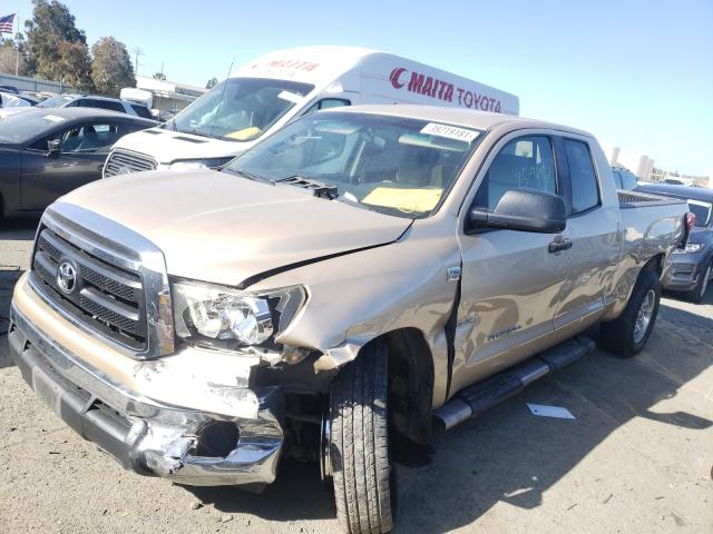 Photo 8 VIN: 5TFRM5F11AX002633 - TOYOTA TUNDRA DOU 