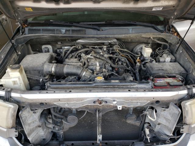 Photo 6 VIN: 5TFRM5F11AX016774 - TOYOTA TUNDRA DOU 