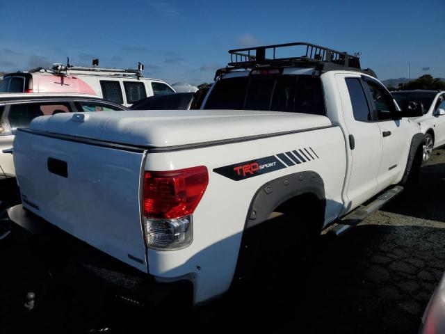 Photo 2 VIN: 5TFRM5F11BX022642 - TOYOTA TUNDRA 