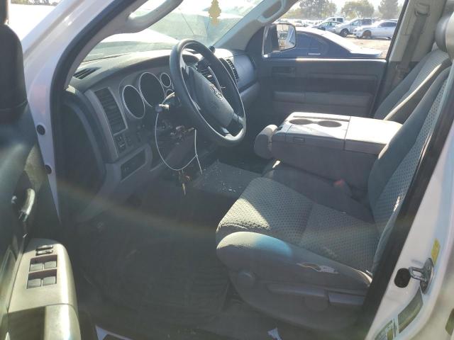 Photo 6 VIN: 5TFRM5F11BX022642 - TOYOTA TUNDRA 