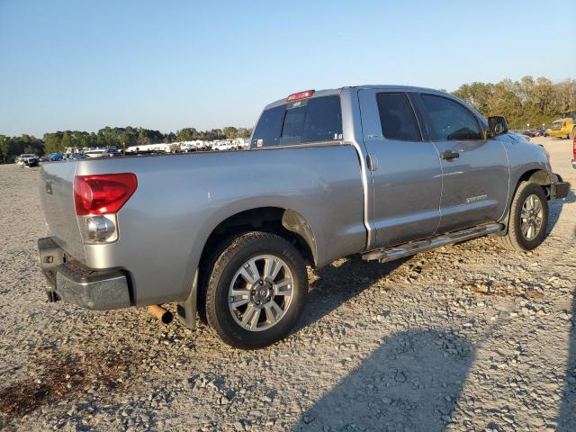 Photo 2 VIN: 5TFRM5F11BX031471 - TOYOTA TUNDRA DOU 