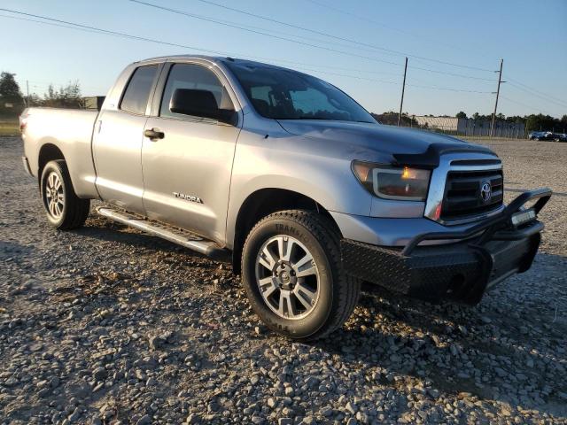 Photo 3 VIN: 5TFRM5F11BX031471 - TOYOTA TUNDRA DOU 