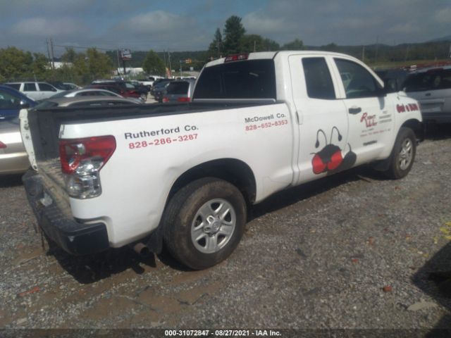 Photo 3 VIN: 5TFRM5F11CX037417 - TOYOTA TUNDRA 2WD TRUCK 