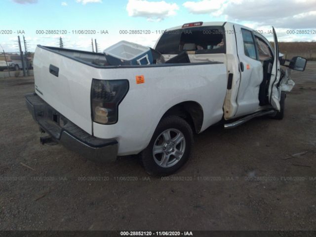 Photo 3 VIN: 5TFRM5F11CX043024 - TOYOTA TUNDRA 2WD TRUCK 