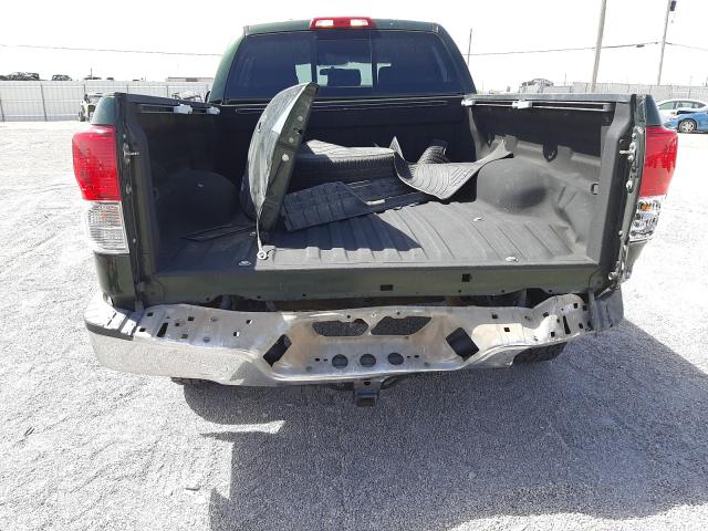 Photo 8 VIN: 5TFRM5F11DX059757 - TOYOTA TUNDRA DOU 