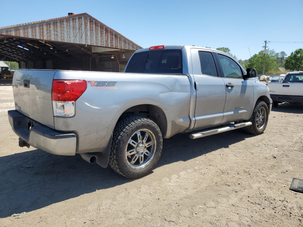 Photo 2 VIN: 5TFRM5F11DX060794 - TOYOTA TUNDRA 