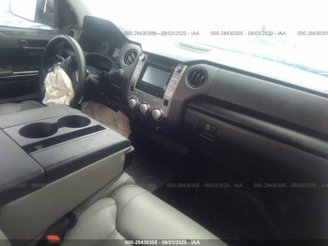 Photo 4 VIN: 5TFRM5F11GX109447 - TOYOTA TUNDRA 2WD TRUCK 