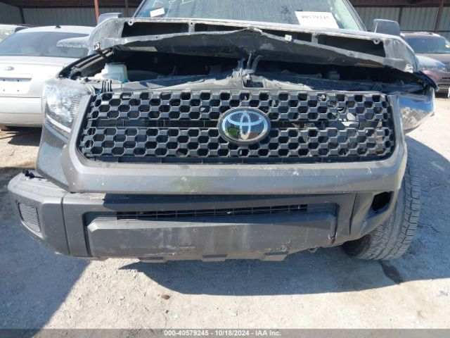 Photo 5 VIN: 5TFRM5F11KX144496 - TOYOTA TUNDRA 