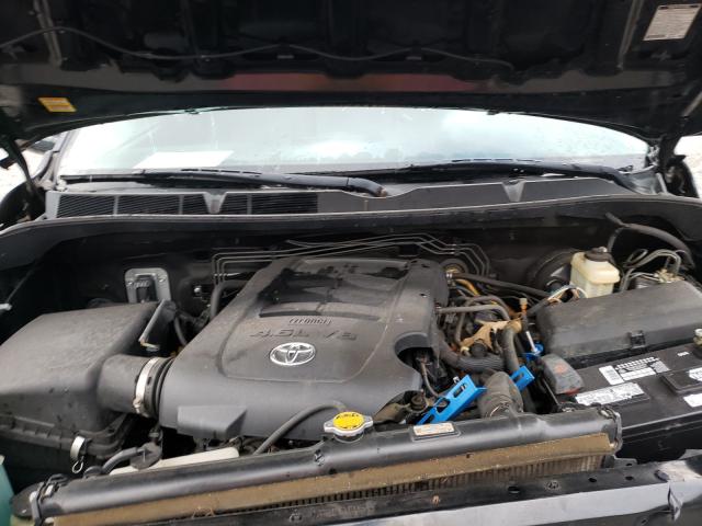 Photo 6 VIN: 5TFRM5F12BX025825 - TOYOTA TUNDRA DOU 