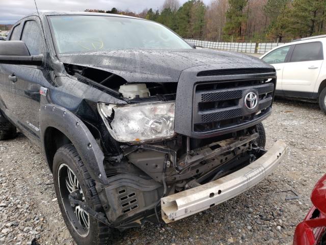 Photo 8 VIN: 5TFRM5F12BX025825 - TOYOTA TUNDRA DOU 