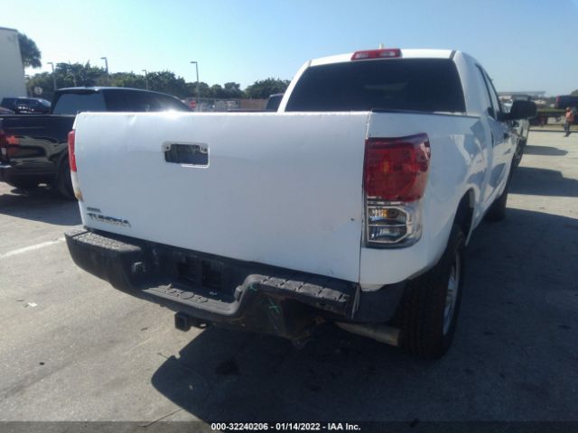 Photo 5 VIN: 5TFRM5F12BX030863 - TOYOTA TUNDRA 2WD TRUCK 