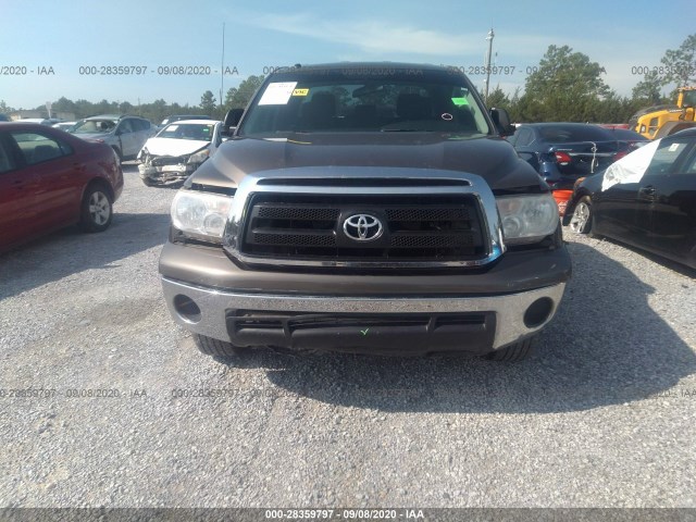 Photo 5 VIN: 5TFRM5F12CX039287 - TOYOTA TUNDRA 2WD TRUCK 