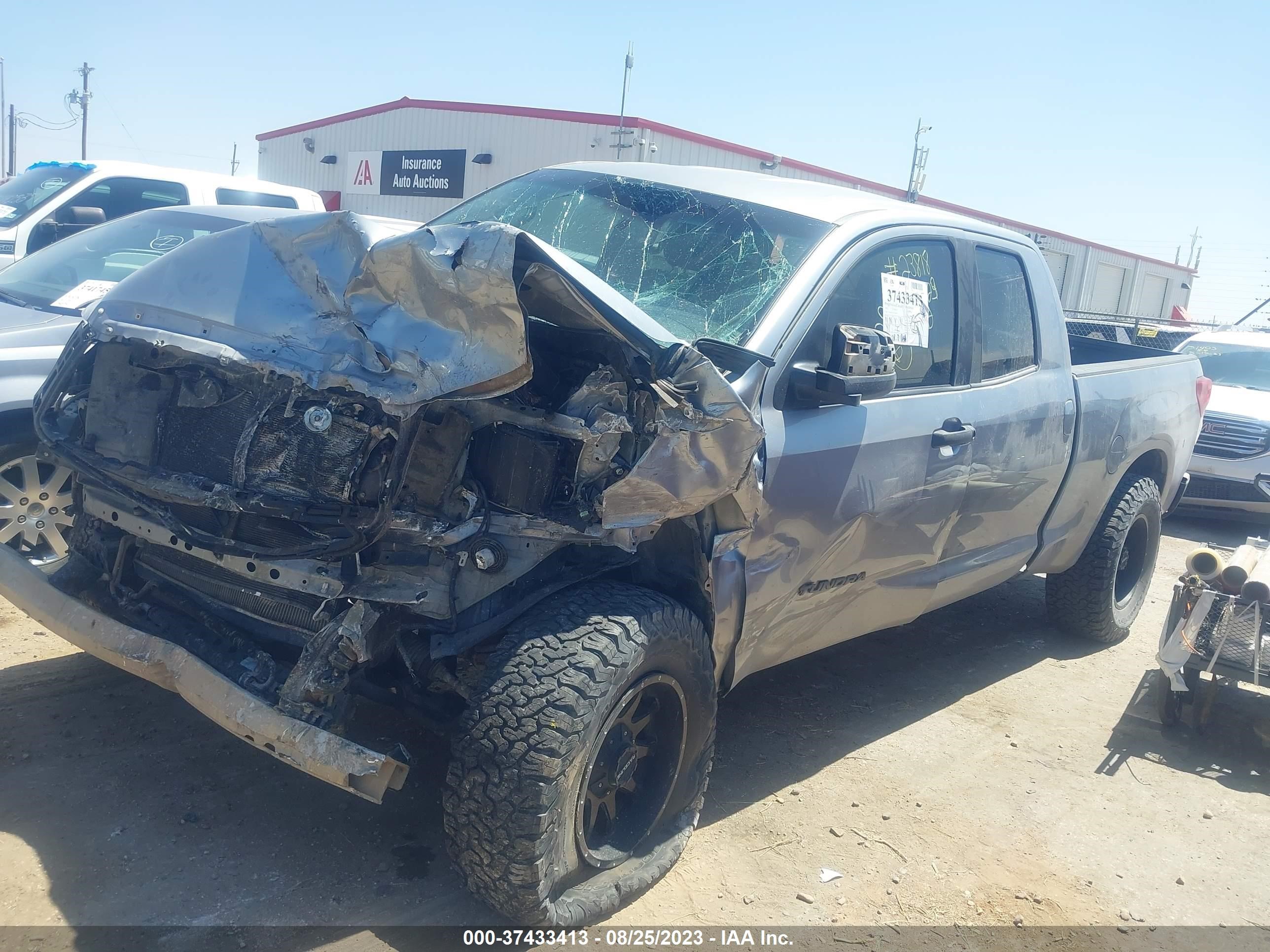 Photo 1 VIN: 5TFRM5F12CX047311 - TOYOTA TUNDRA 