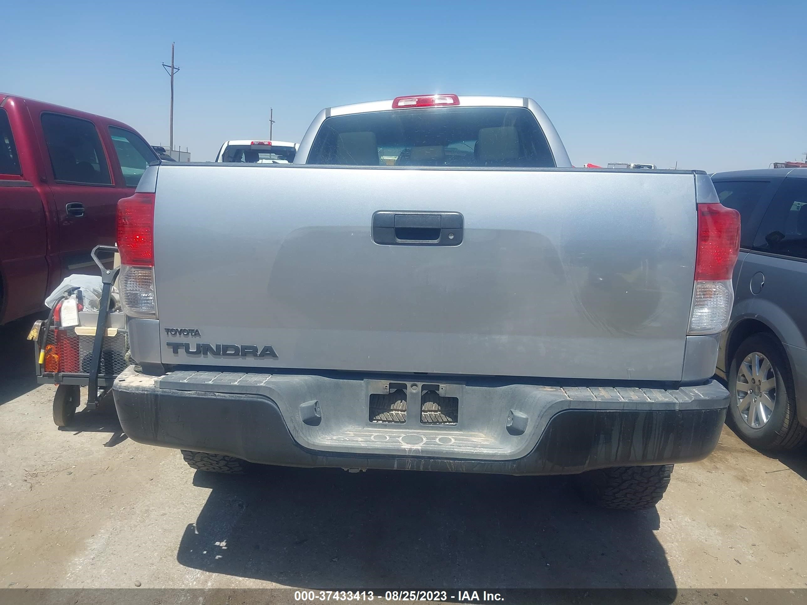 Photo 15 VIN: 5TFRM5F12CX047311 - TOYOTA TUNDRA 