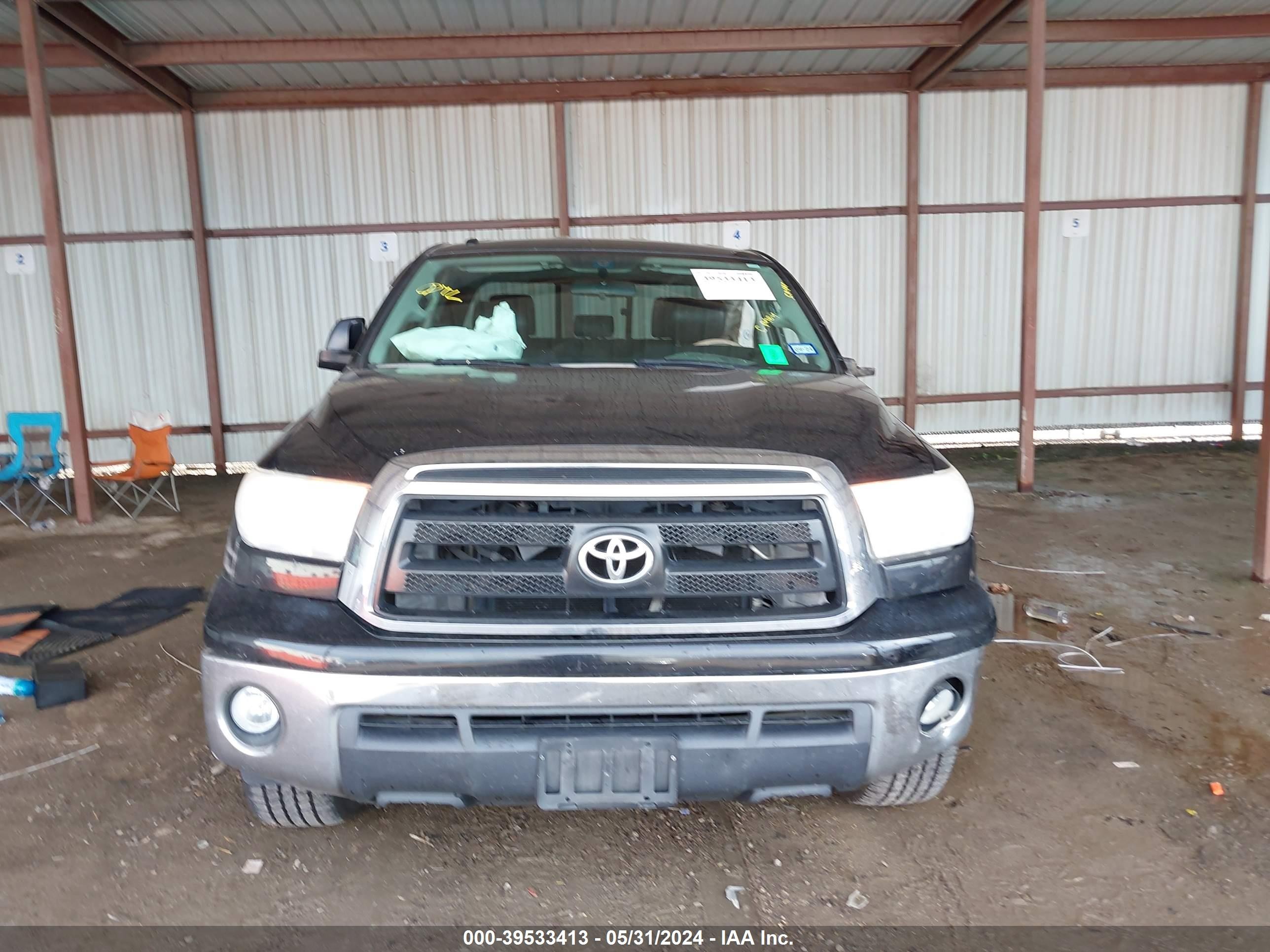 Photo 11 VIN: 5TFRM5F12DX064269 - TOYOTA TUNDRA 