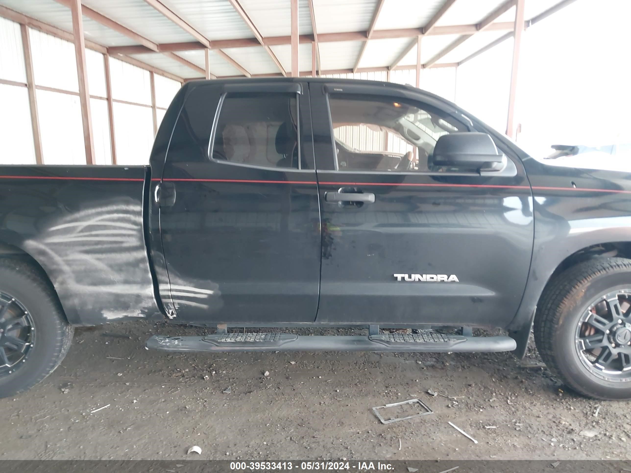 Photo 12 VIN: 5TFRM5F12DX064269 - TOYOTA TUNDRA 