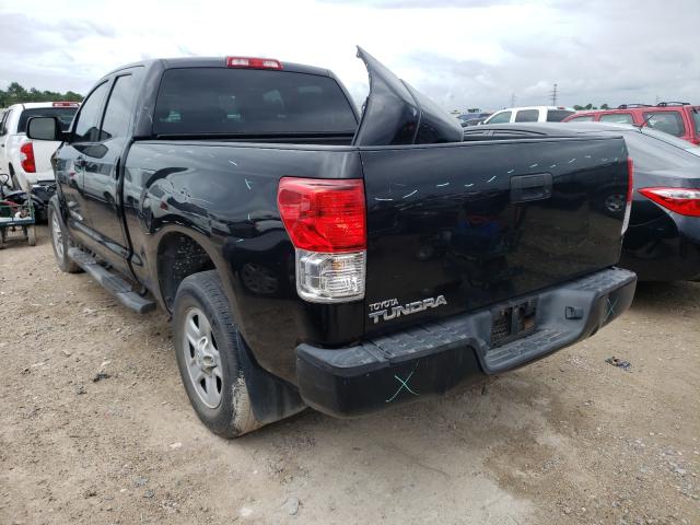 Photo 2 VIN: 5TFRM5F12DX065678 - TOYOTA TUNDRA DOU 