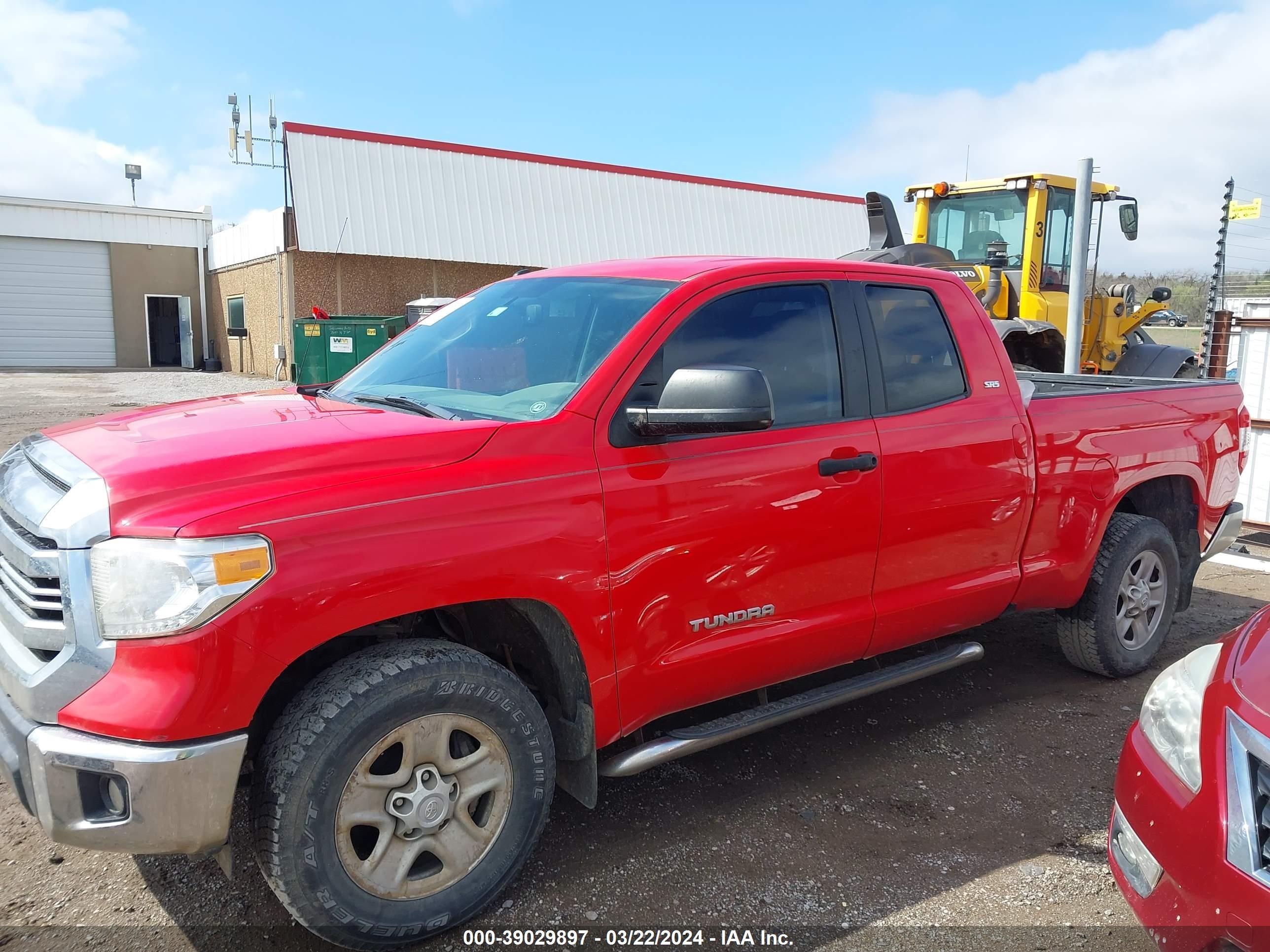 Photo 14 VIN: 5TFRM5F12GX097485 - TOYOTA TUNDRA 