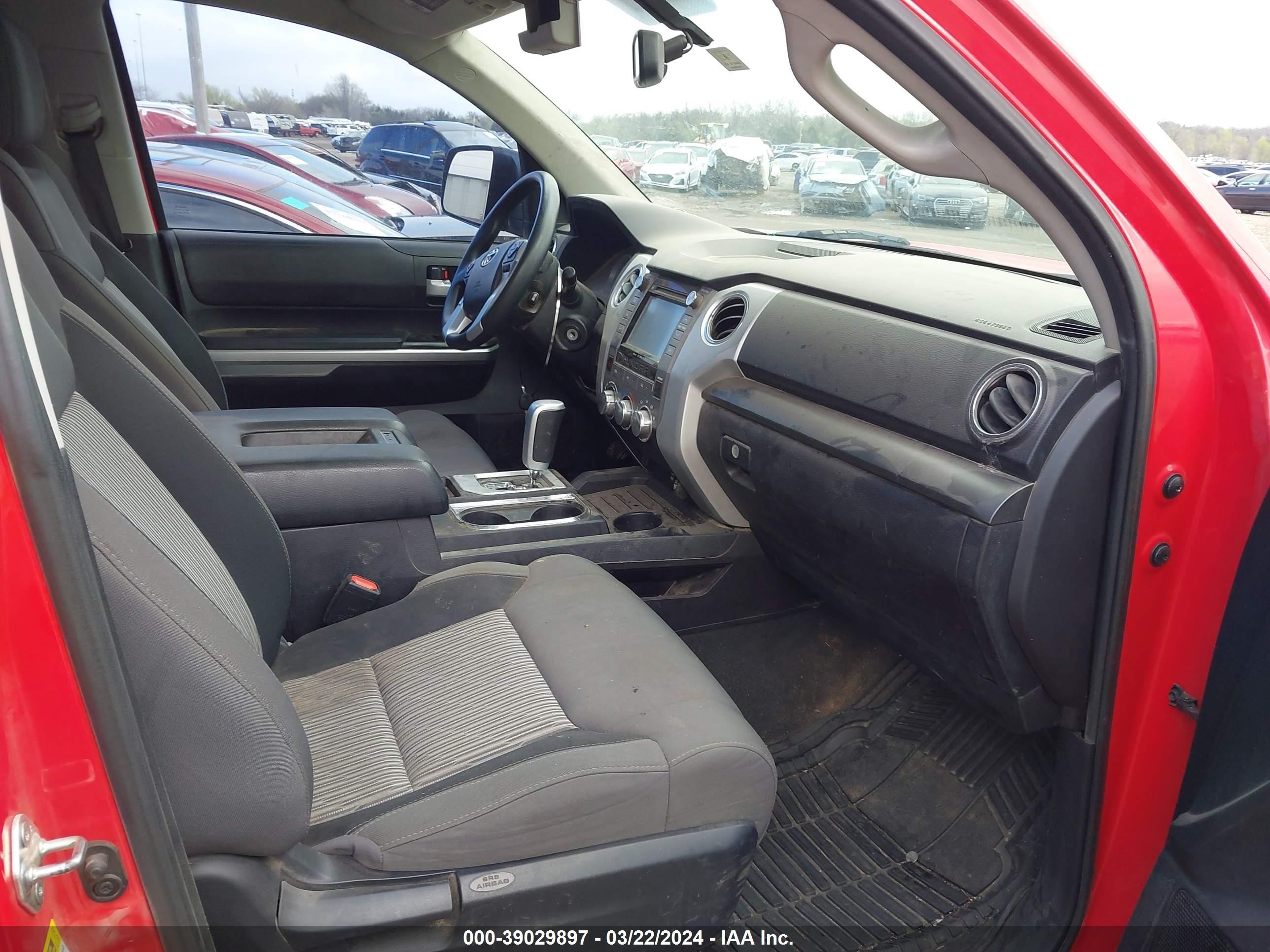 Photo 4 VIN: 5TFRM5F12GX097485 - TOYOTA TUNDRA 