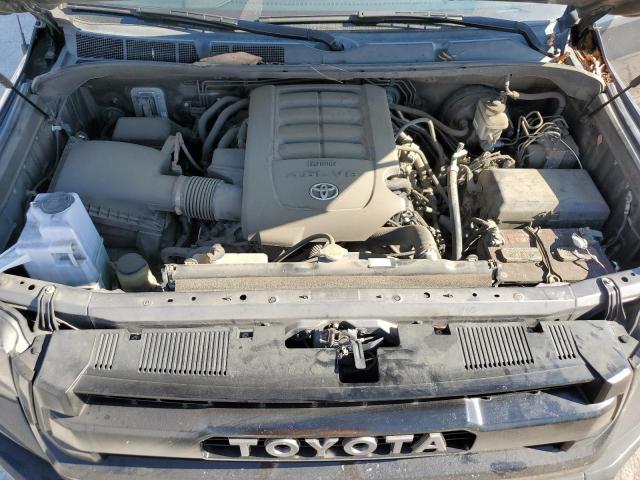 Photo 10 VIN: 5TFRM5F12HX120667 - TOYOTA TUNDRA DOU 