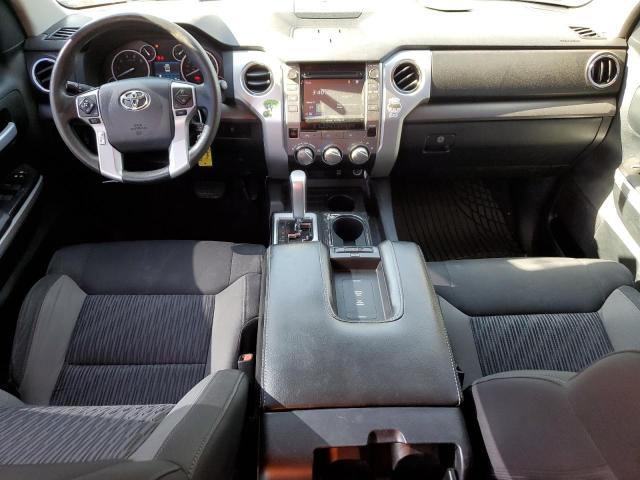 Photo 7 VIN: 5TFRM5F12HX120667 - TOYOTA TUNDRA DOU 