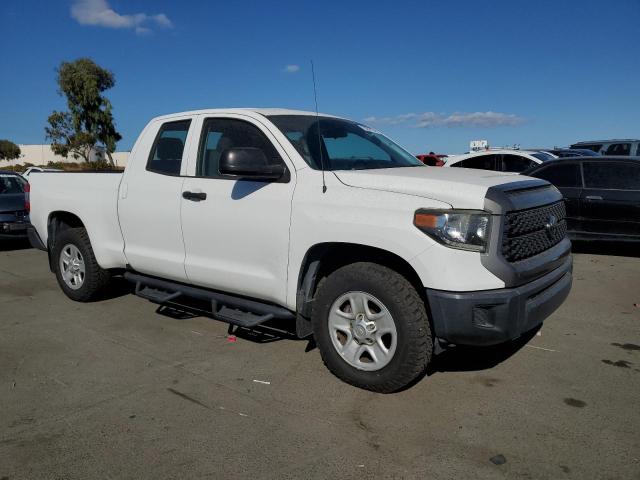 Photo 3 VIN: 5TFRM5F12JX126362 - TOYOTA TUNDRA DOU 