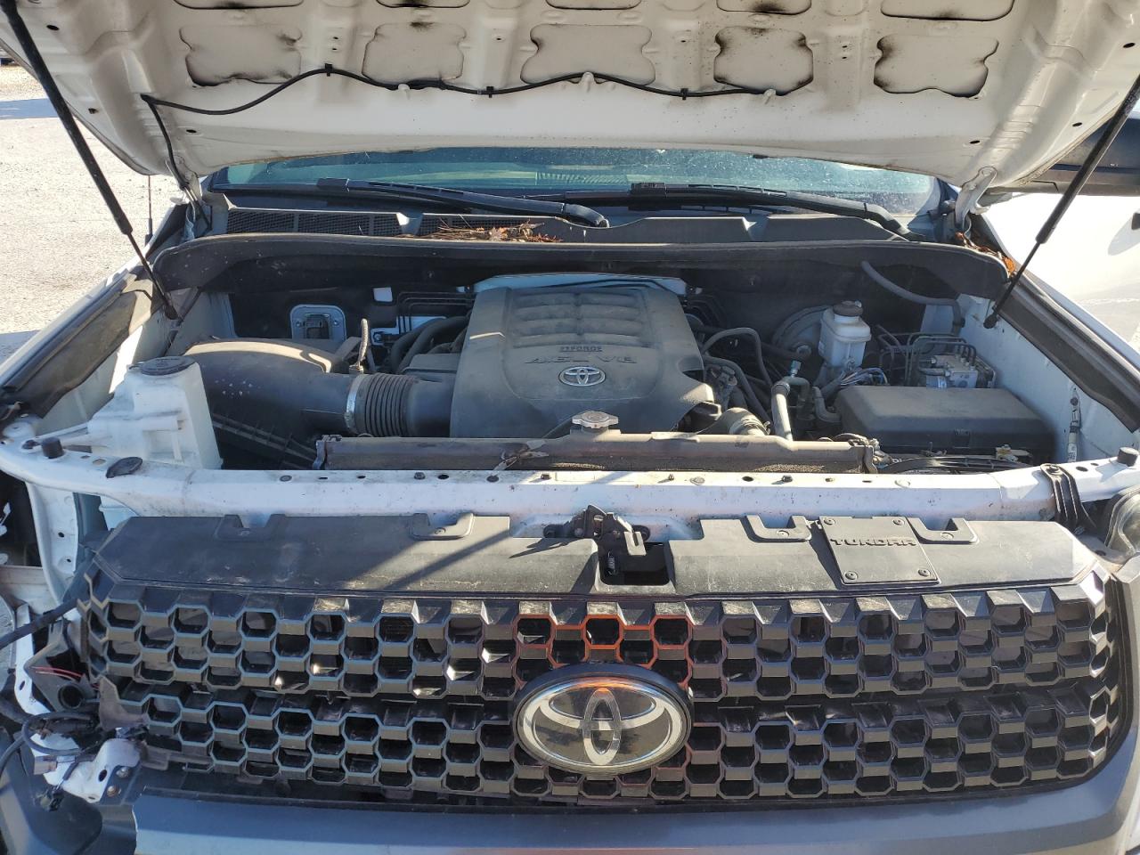 Photo 10 VIN: 5TFRM5F12KX137329 - TOYOTA TUNDRA 