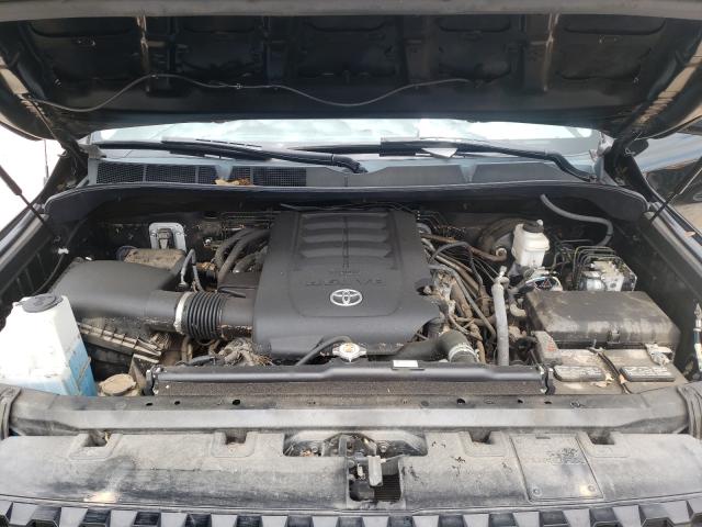 Photo 6 VIN: 5TFRM5F12KX138481 - TOYOTA TUNDRA DOU 