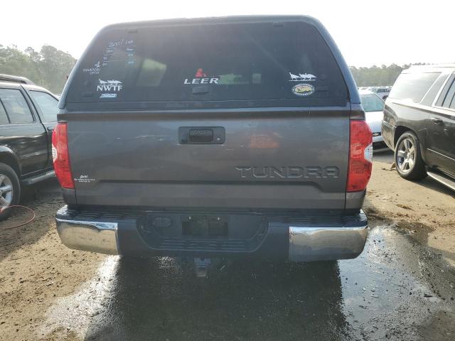 Photo 5 VIN: 5TFRM5F12KX142482 - TOYOTA TUNDRA DOU 