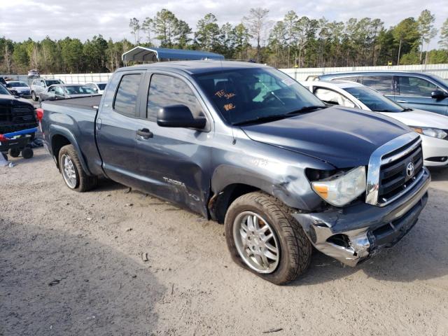 Photo 3 VIN: 5TFRM5F13AX011186 - TOYOTA TUNDRA DOU 