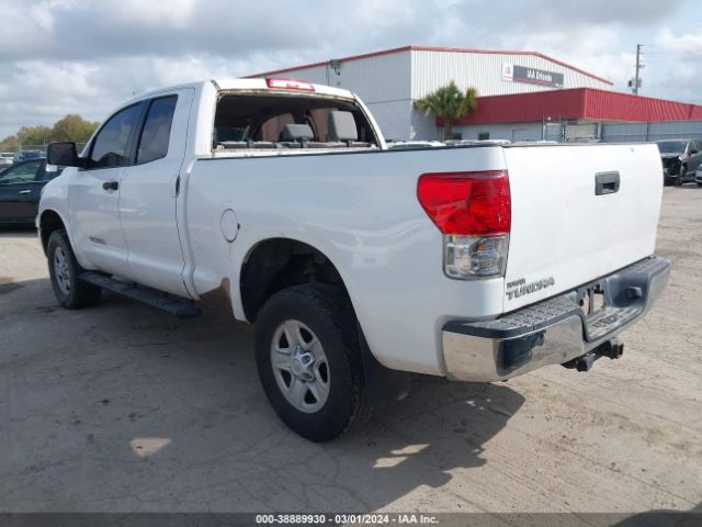 Photo 2 VIN: 5TFRM5F13DX052356 - TOYOTA TUNDRA 