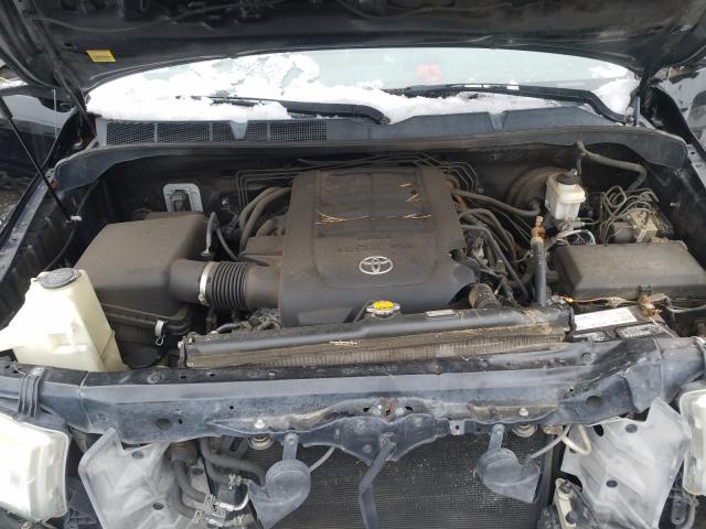 Photo 6 VIN: 5TFRM5F13DX059968 - TOYOTA TUNDRA DOU 