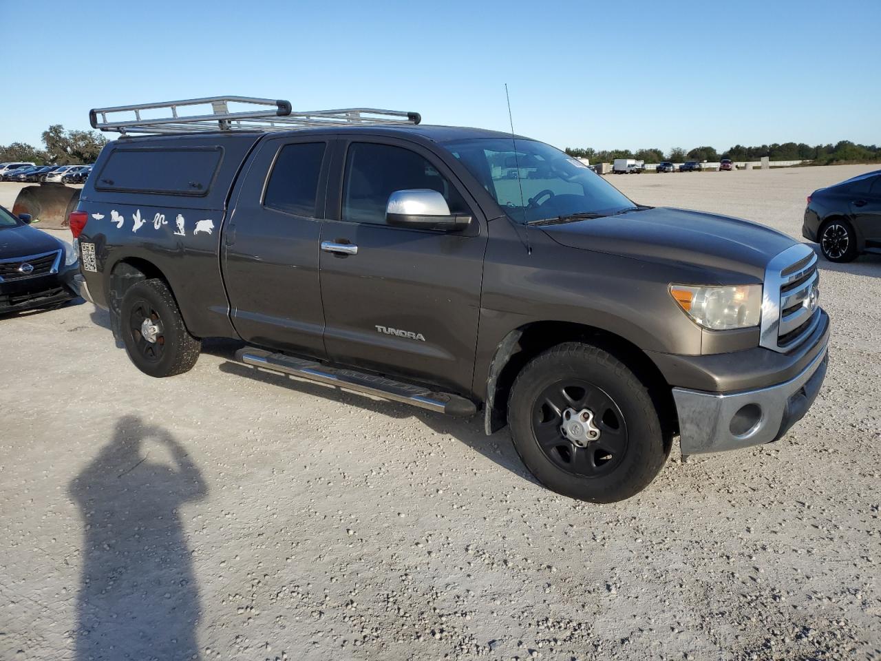 Photo 3 VIN: 5TFRM5F13DX064605 - TOYOTA TUNDRA 