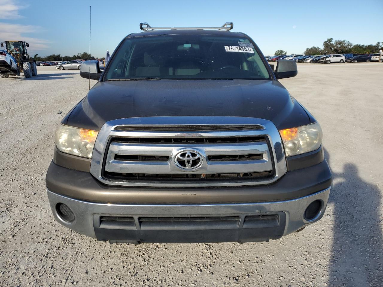 Photo 4 VIN: 5TFRM5F13DX064605 - TOYOTA TUNDRA 